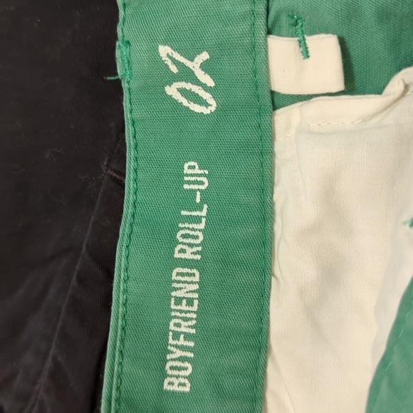 Khakis by Gap Women's Boyfriend Roll-Up Shorts Size 2 - Picture 4 of 6